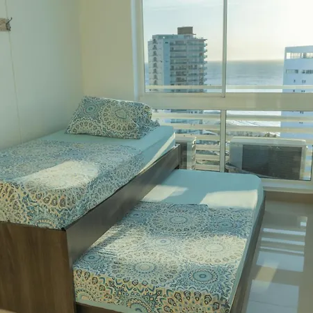 Apartamentos Luxury Frente Al Mar - Ar Rentals Gaira Room photo