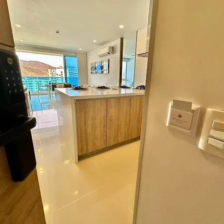 Apartamentos Luxury Frente Al Mar - Ar Rentals Gaira Room photo