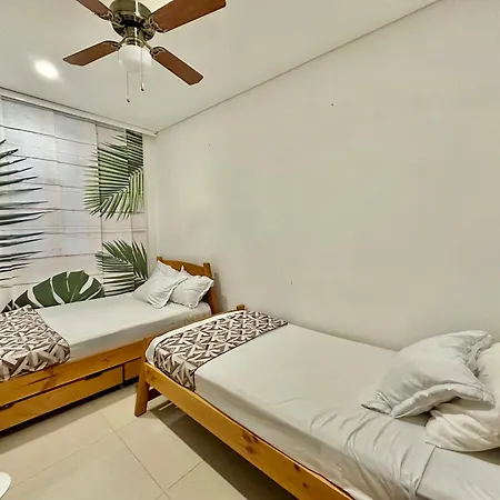 Apartamentos Luxury Frente Al Mar - Ar Rentals Gaira Room photo