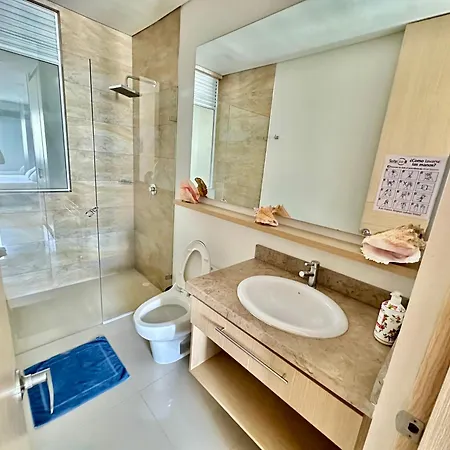 Apartamentos Luxury Frente Al Mar - Ar Rentals Gaira Room photo